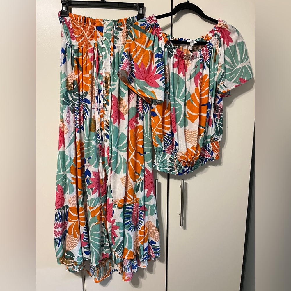 Nicole Miller Floral 2 piece set